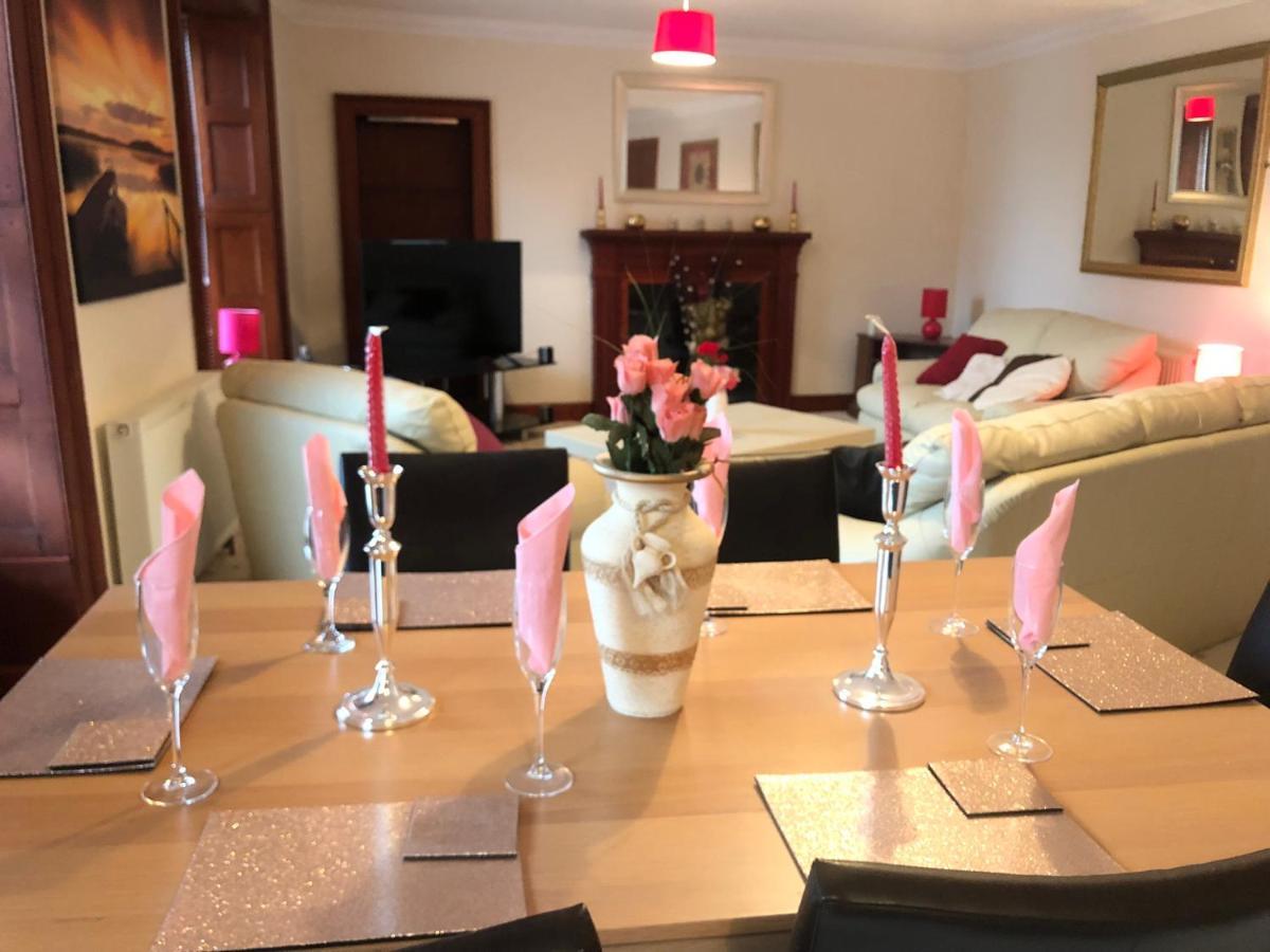Executive Serviced Apartments 1 Forfar Buitenkant foto